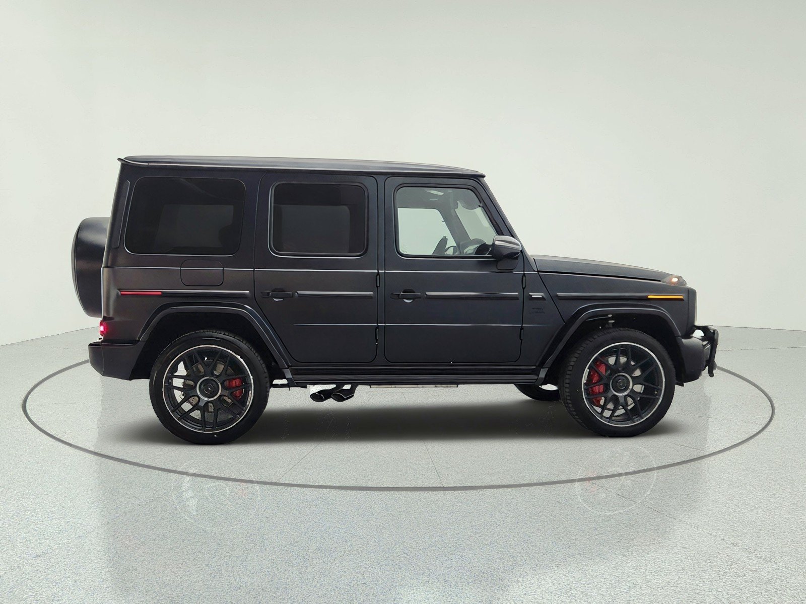 New 2027 MANUFAKTUR Night Black Magno Mercedes-Benz AMG® G 63 SUV image 4