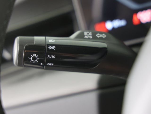 2026 Kia EV9 Light L/R - Photo 25