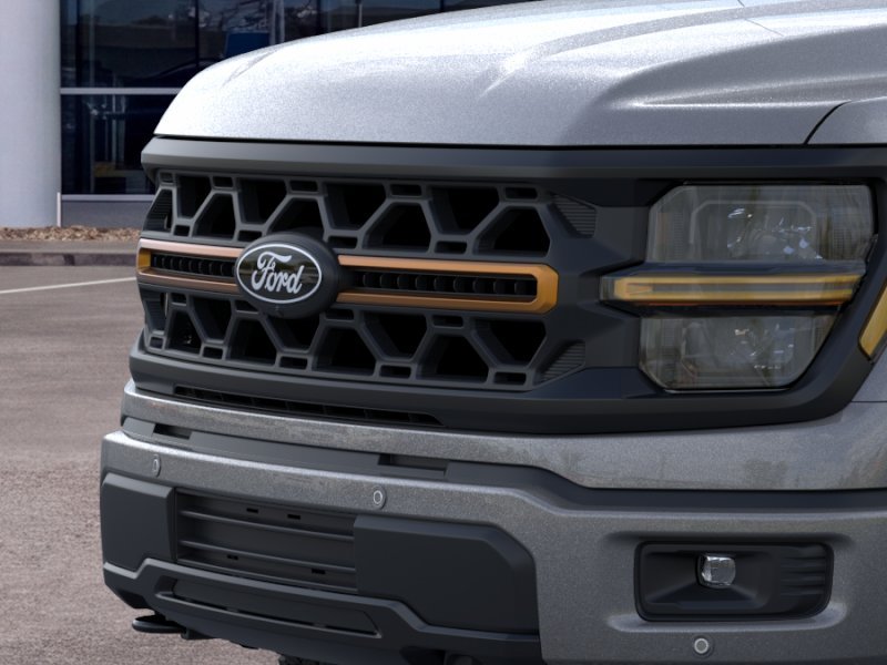 New 2026 Carbonized Gray Metallic Ford Tremor® image 17