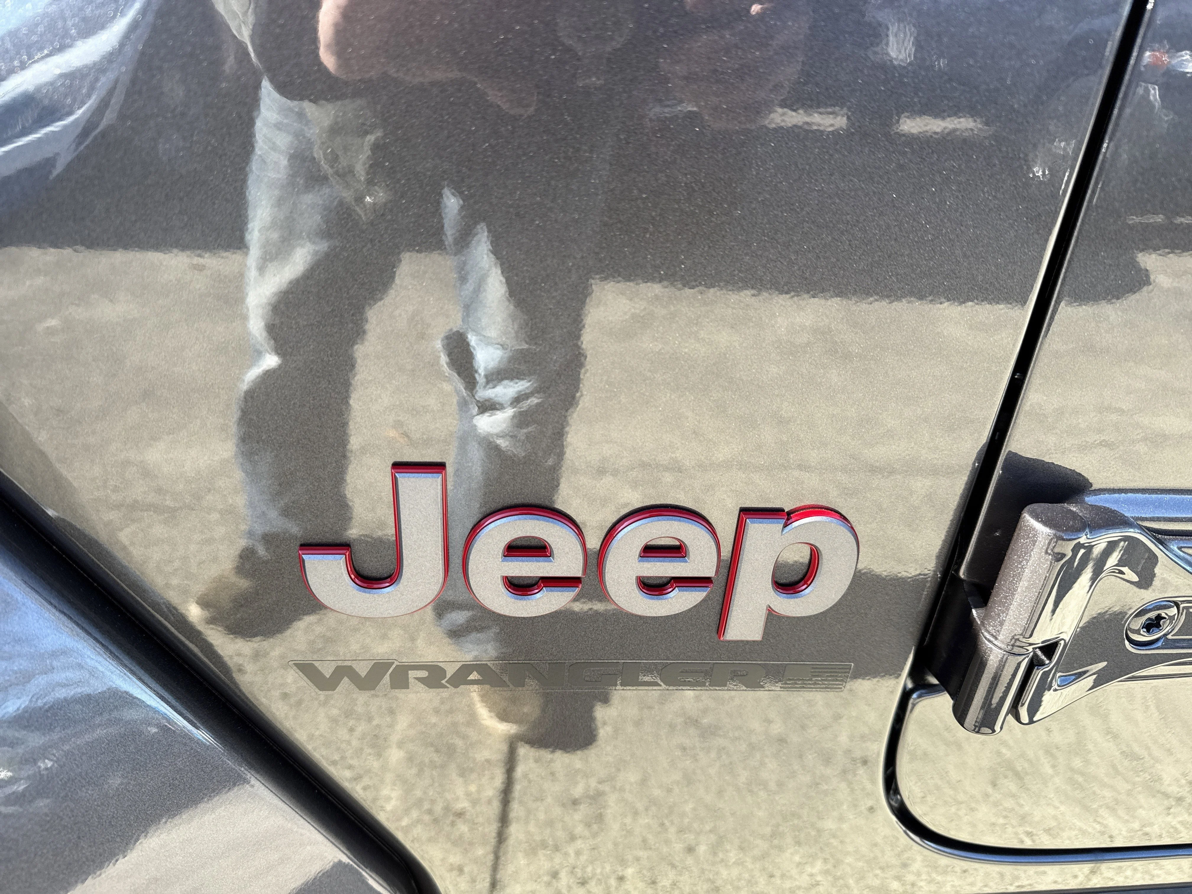 New 2026 Granite Crystal Metallic Clearcoat Jeep Rubicon image 13