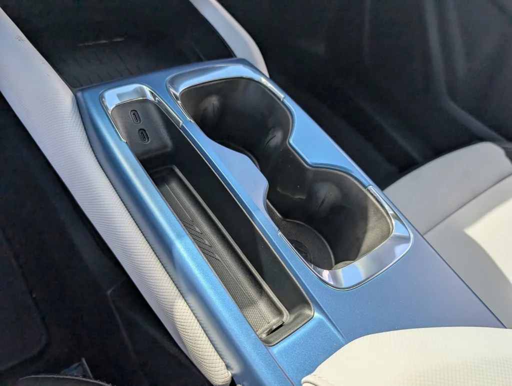 2026 Chevrolet Equinox EV 2LT - Photo 11