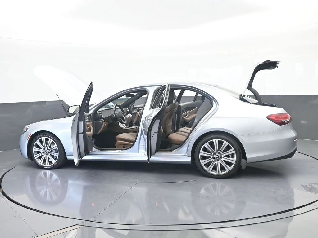 Used 2021 Gray Metallic Mercedes-Benz E 450 image 75