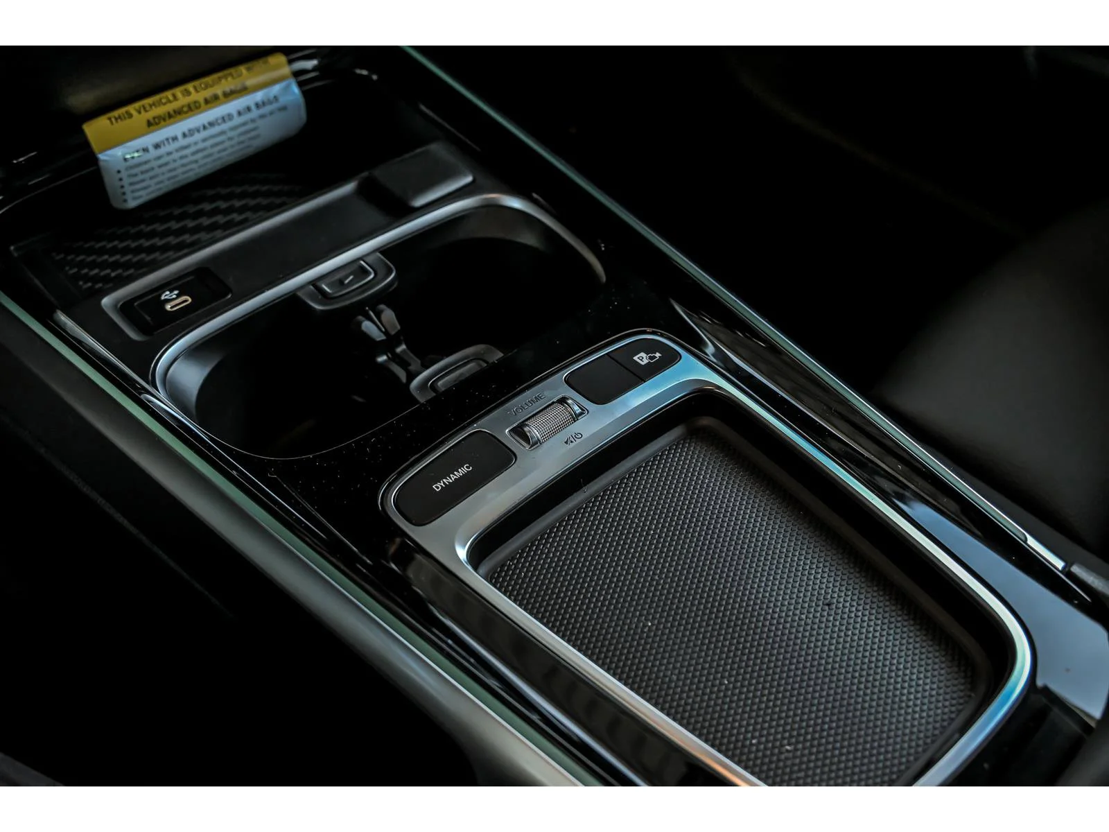 New 2026 Mountain Grey Metallic Mercedes-Benz GLB 250 image 42