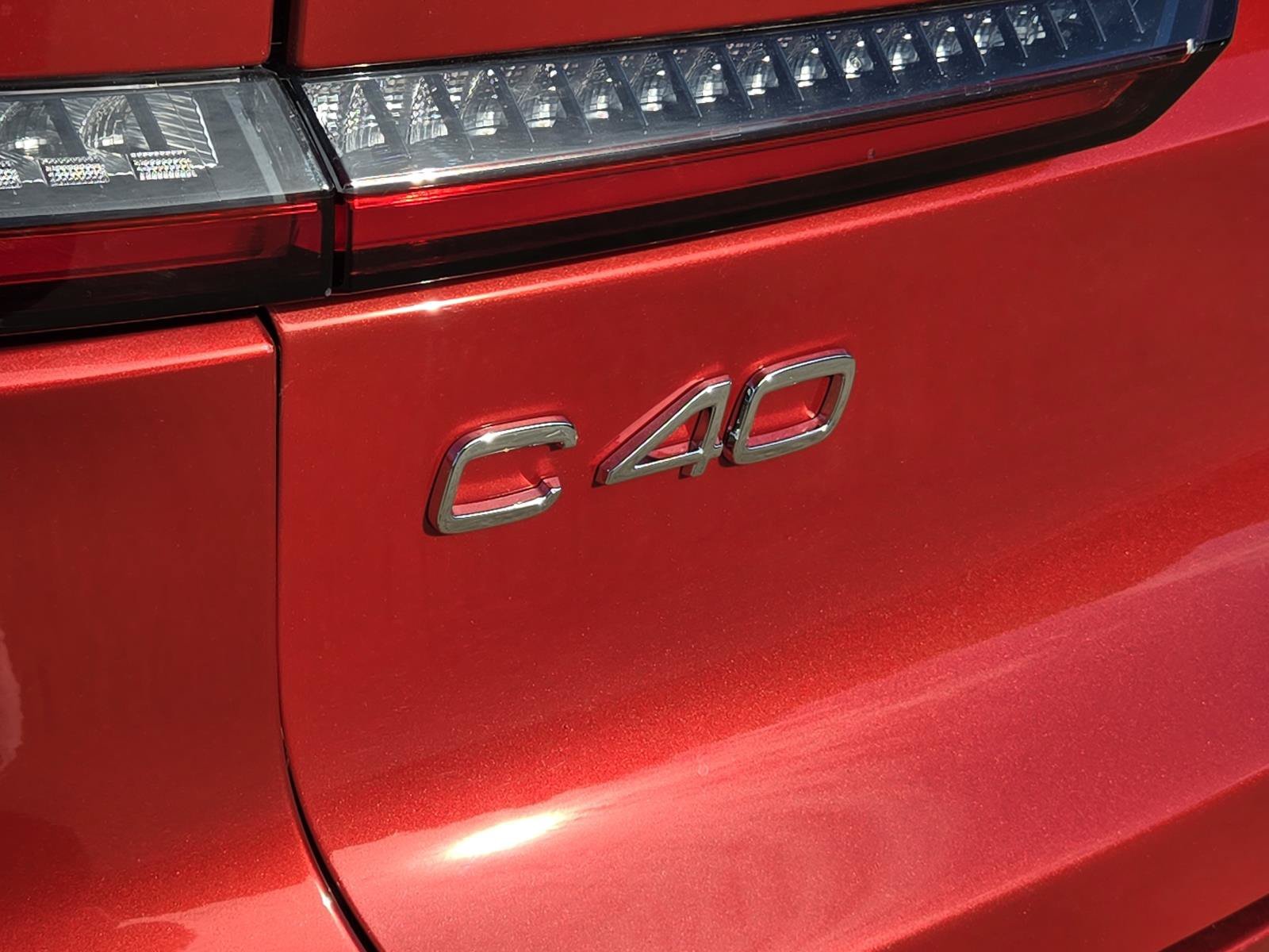 Used 2023 Fusion Red Metallic Volvo Ultimate image 10