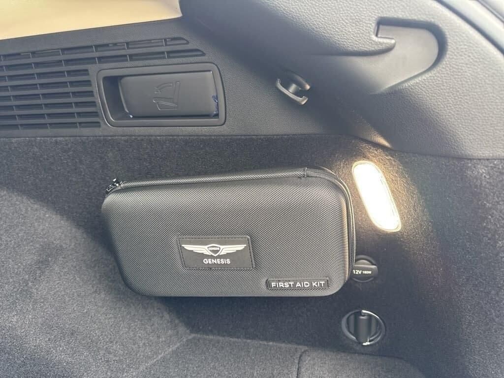 New 2026 Black Genesis 2.5T ADVANCED image 13