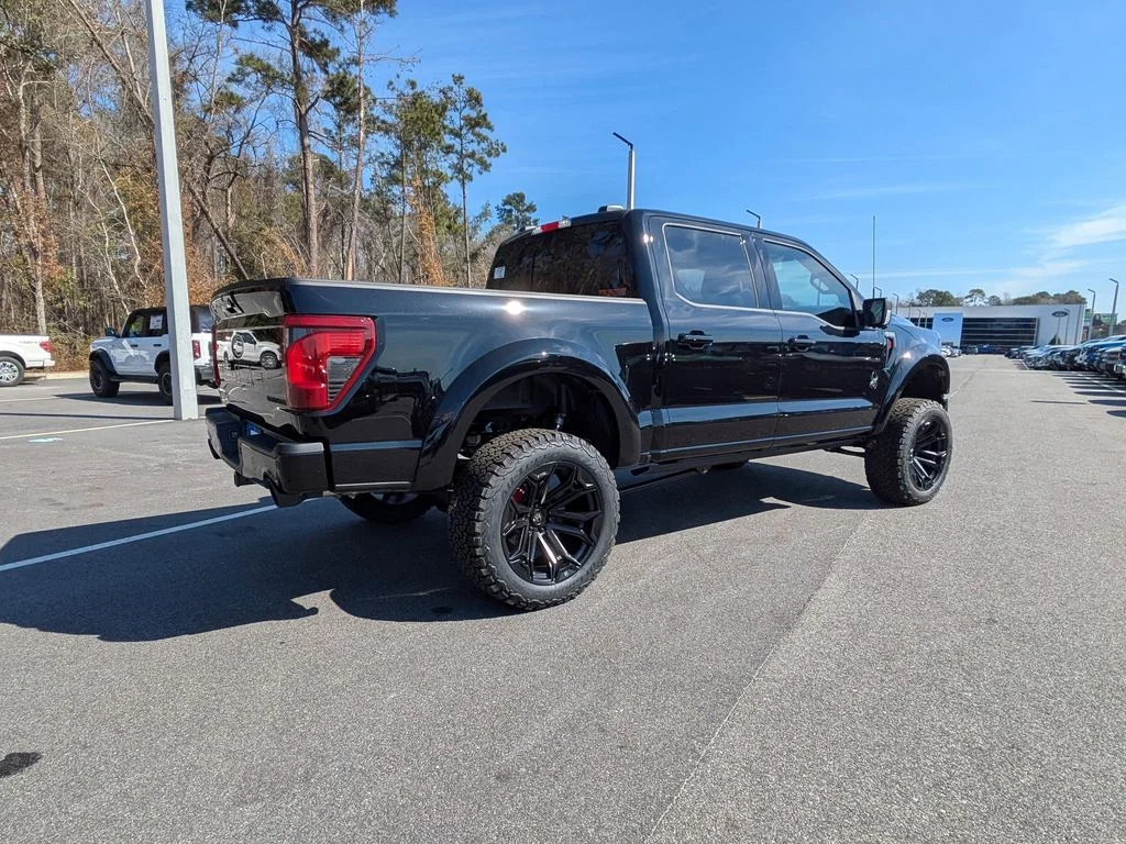 New 2026 Agate Black Metallic Ford XLT image 4