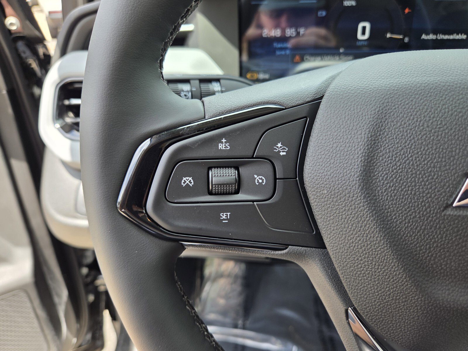 2027 Chevrolet Bolt LT - Photo 28