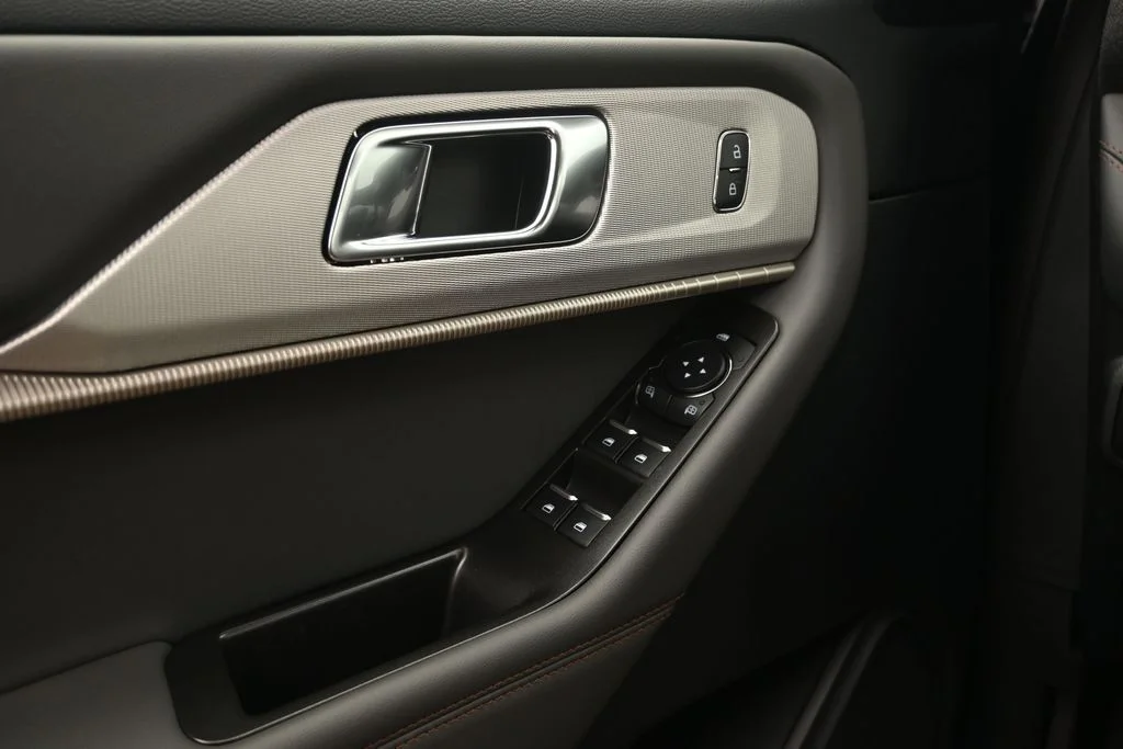 New 2026 Agate Black Metallic Ford Active image 26