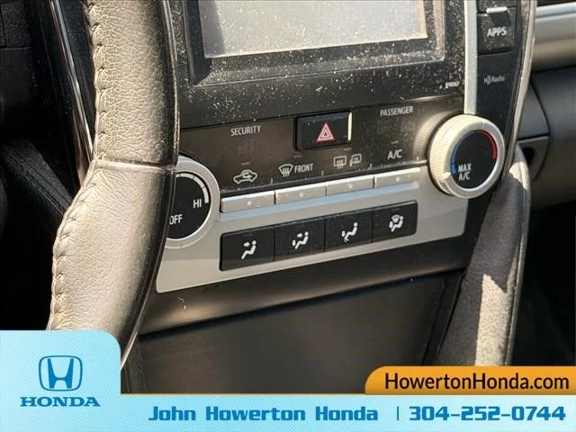 Used 2013 White Toyota SE image 14