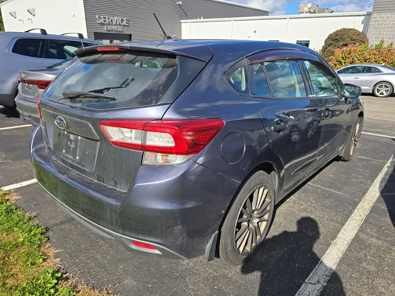 Used 2017 Gray Subaru 2.0i image 6