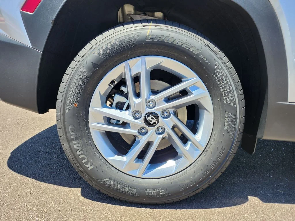 New 2026 Silver Hyundai SE image 33