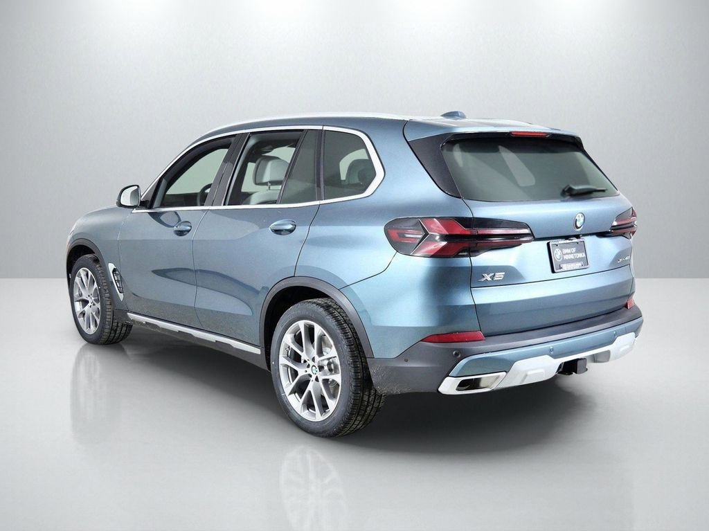 Used 2026 Blue Ridge Mountain Metallic BMW xDrive40i image 15