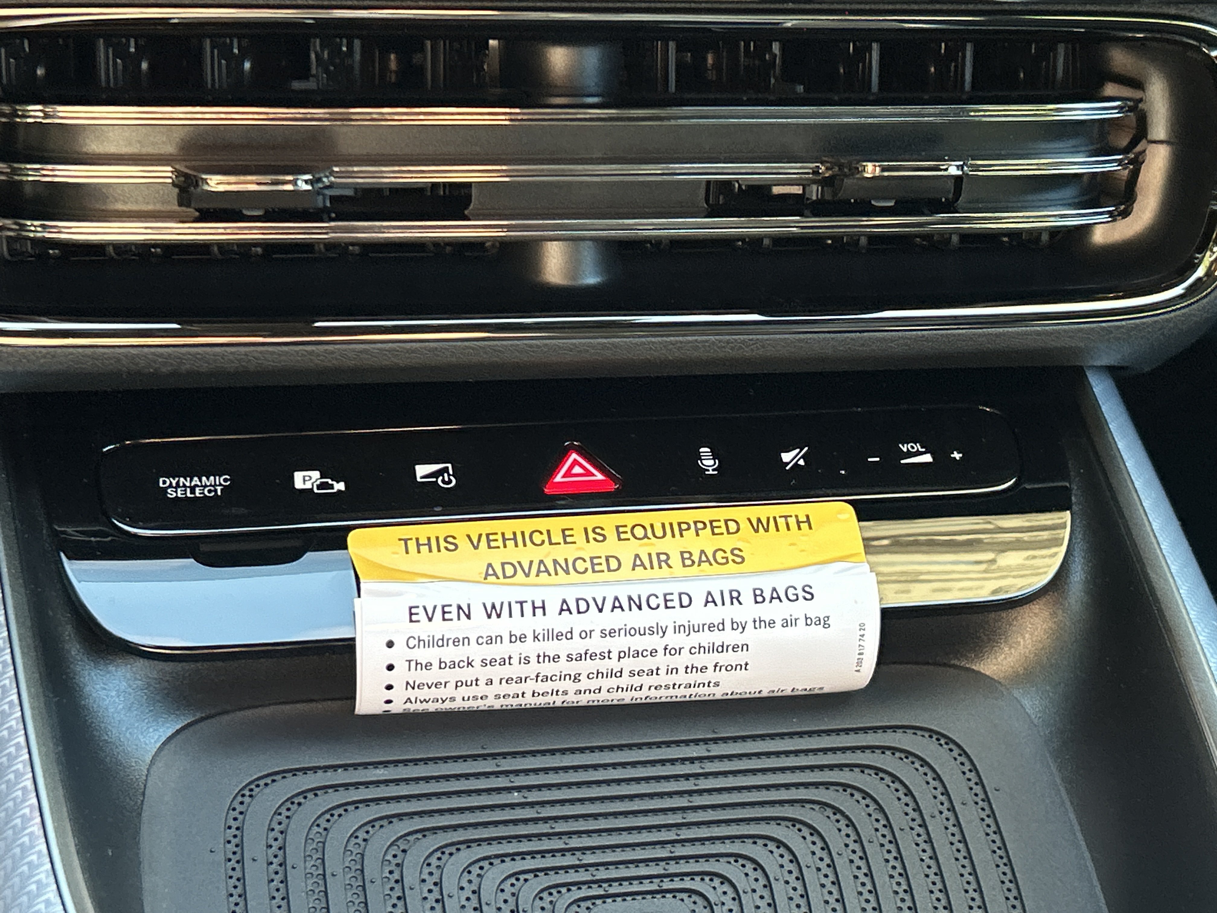 New 2027 Cirrus Silver Metallic Mercedes-Benz CLA 250+ Electric Sedan image 29