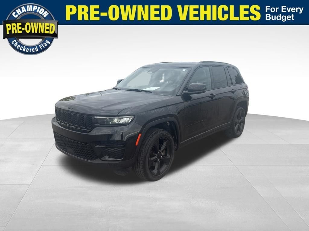 2022 Jeep Grand Cherokee Altitude 4x4's photo