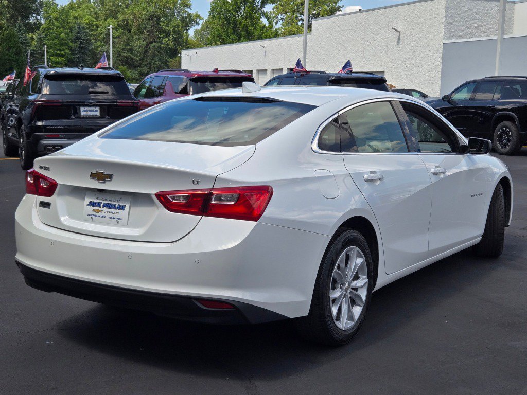 2025 Chevrolet Malibu 1LT - Photo 13