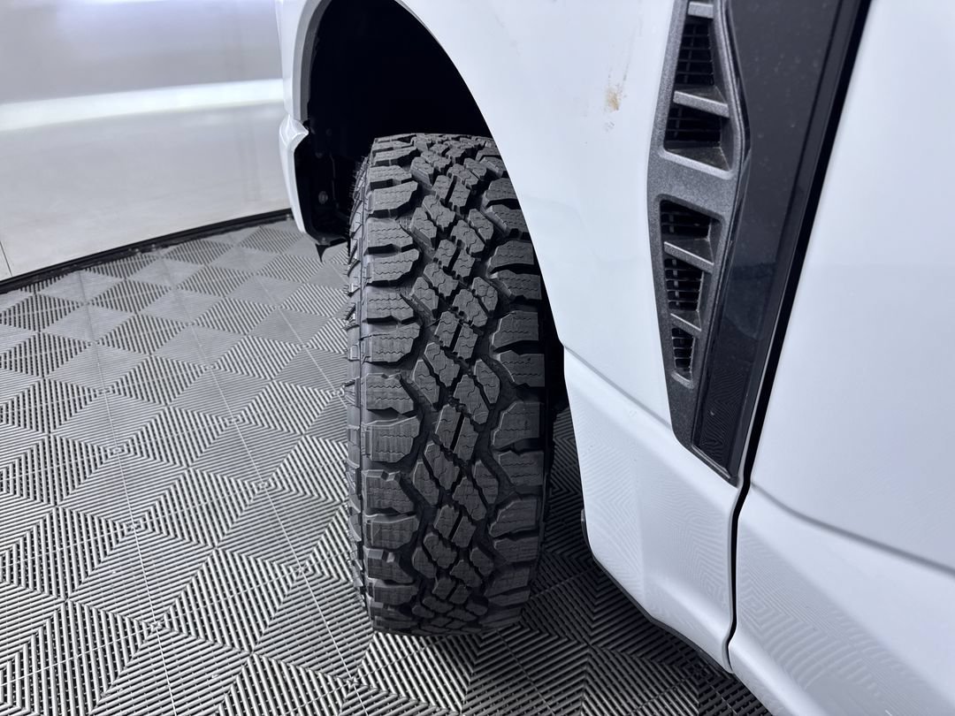 New 2026 Avalanche Ford Lariat image 29