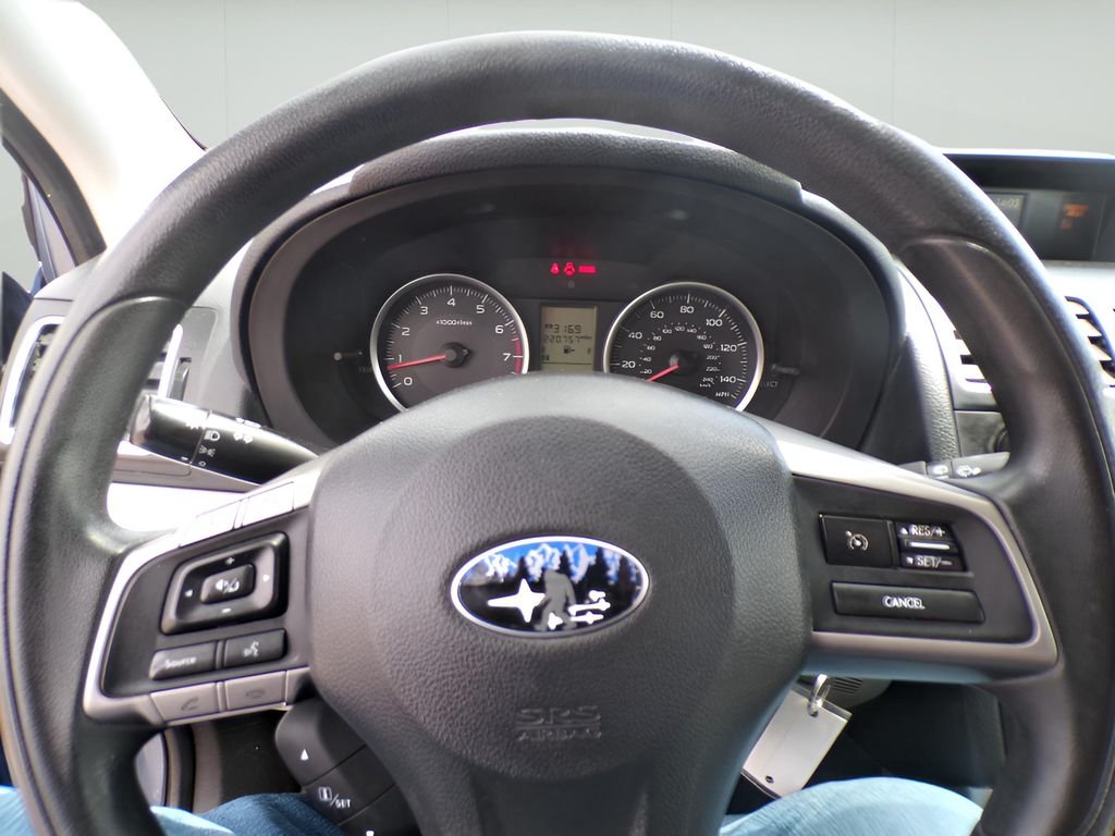 Used 2016 Quartz Blue Pearl Subaru 2.5i image 16