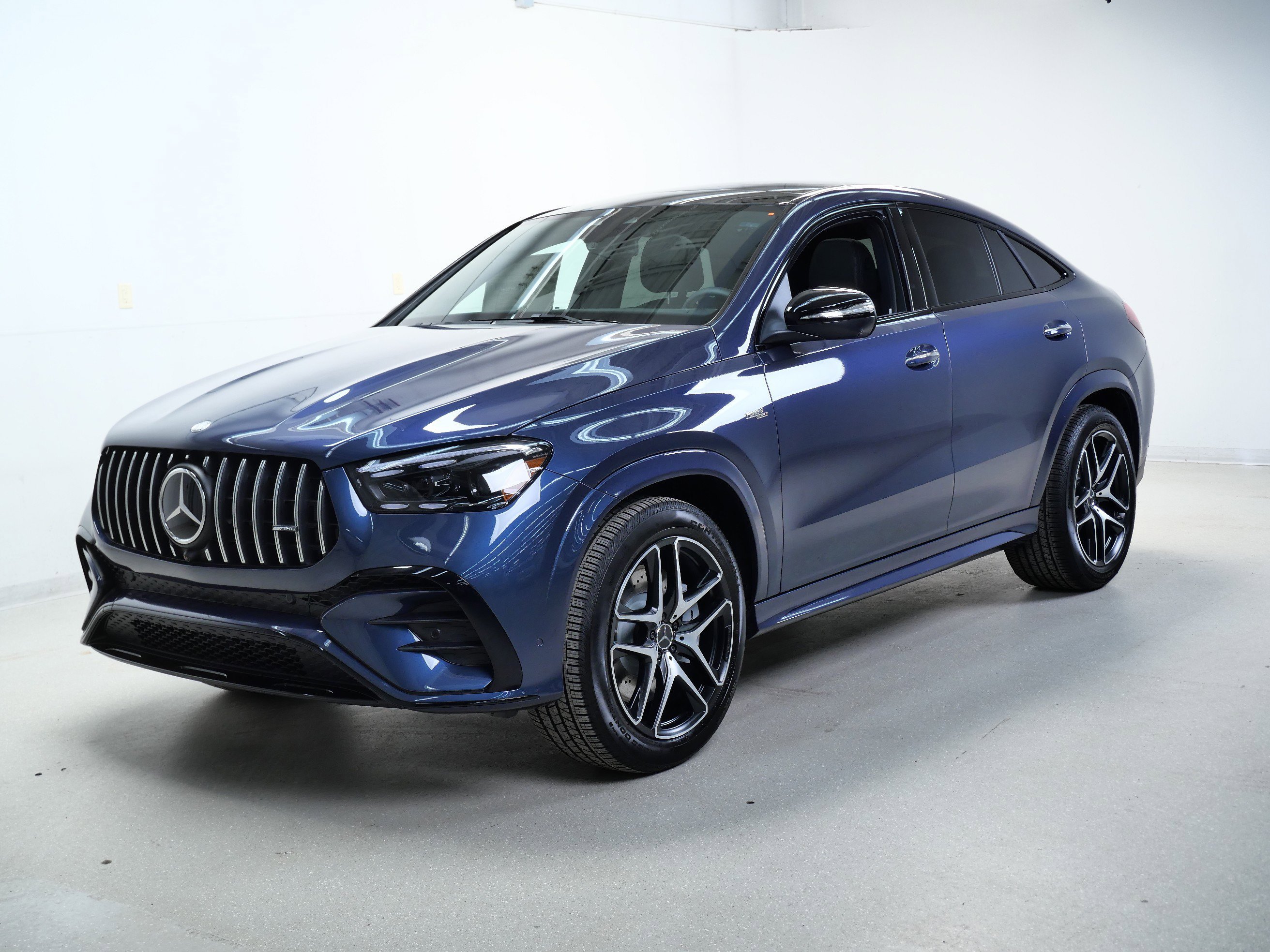 New 2026 Twilight Blue Metallic Mercedes-Benz AMG® GLE 53 4MATIC+ Coupe image 4