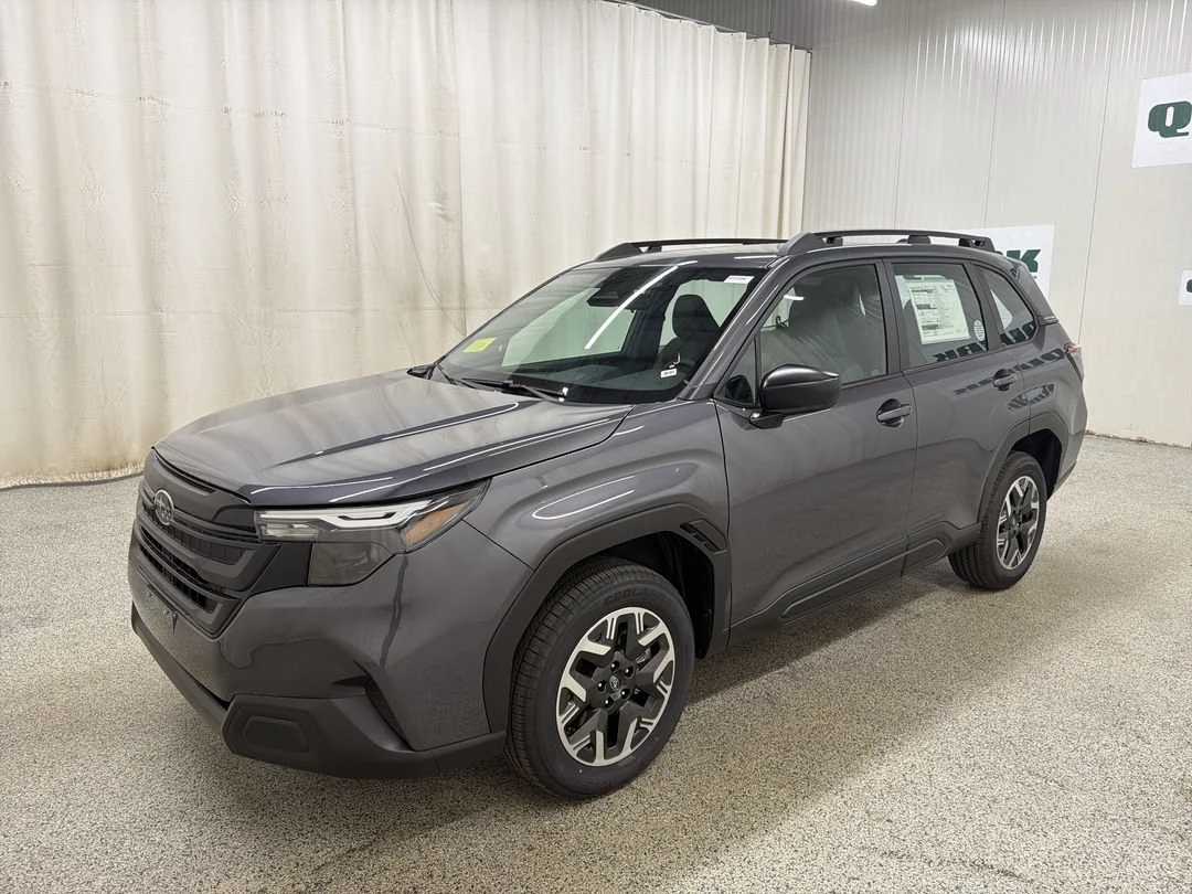 New 2026 MAGNETITE GRAY METALLIC Subaru BASE image 4