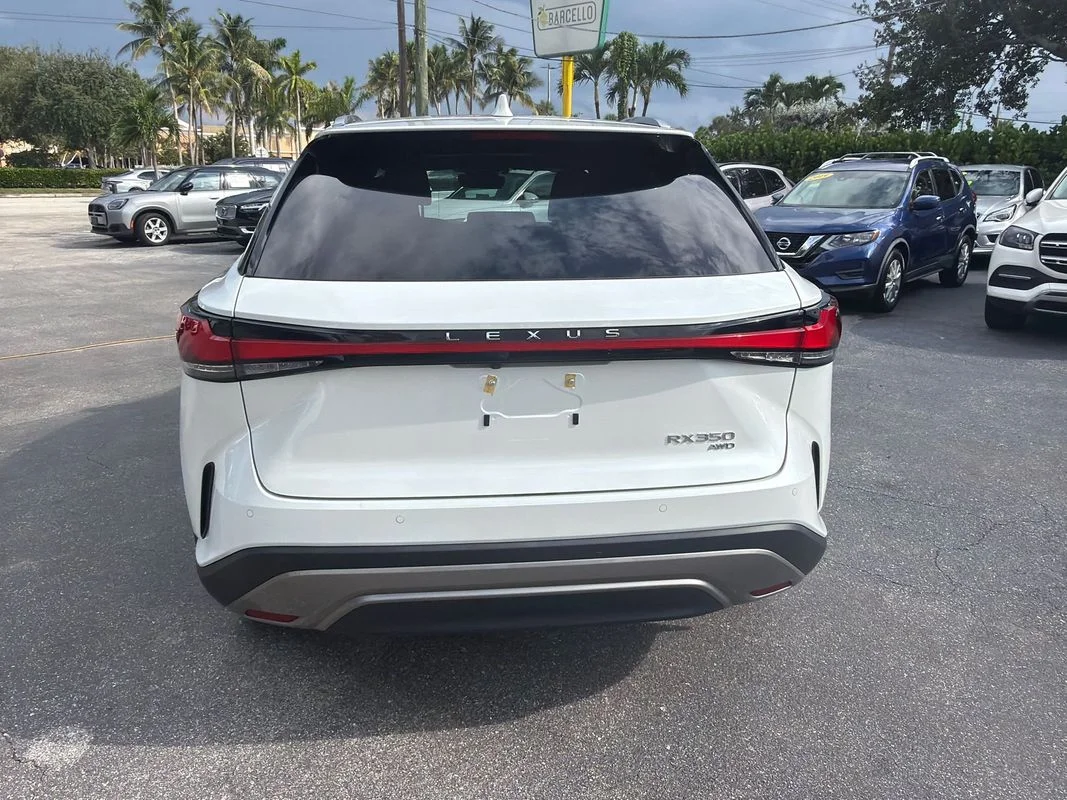 Used 2024 White Lexus Premium image 4
