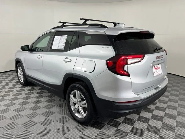 Used 2022 Silver GMC SLE image 5