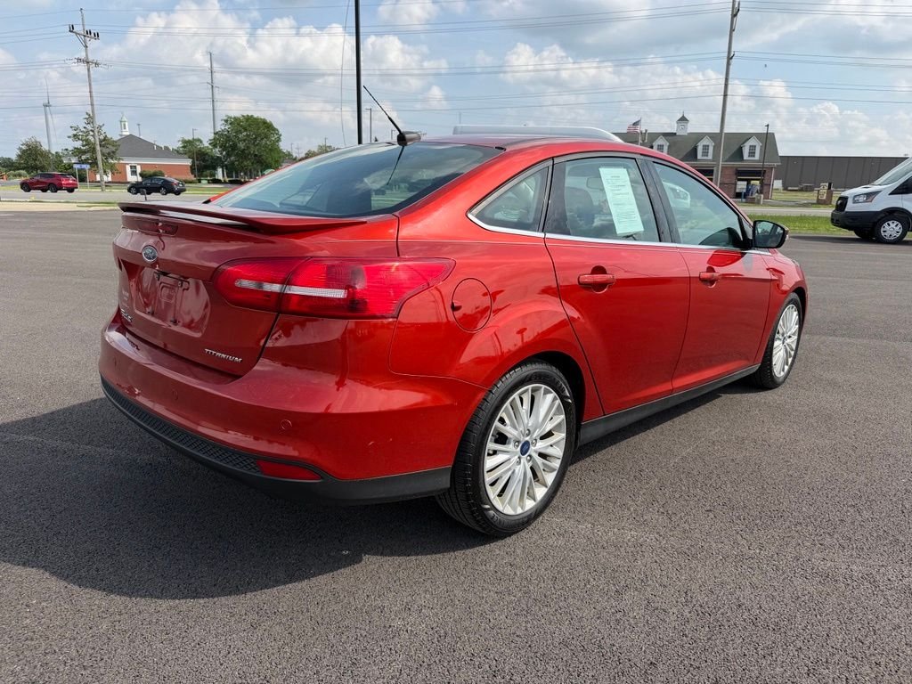 Used 2018 Red Ford Titanium image 5
