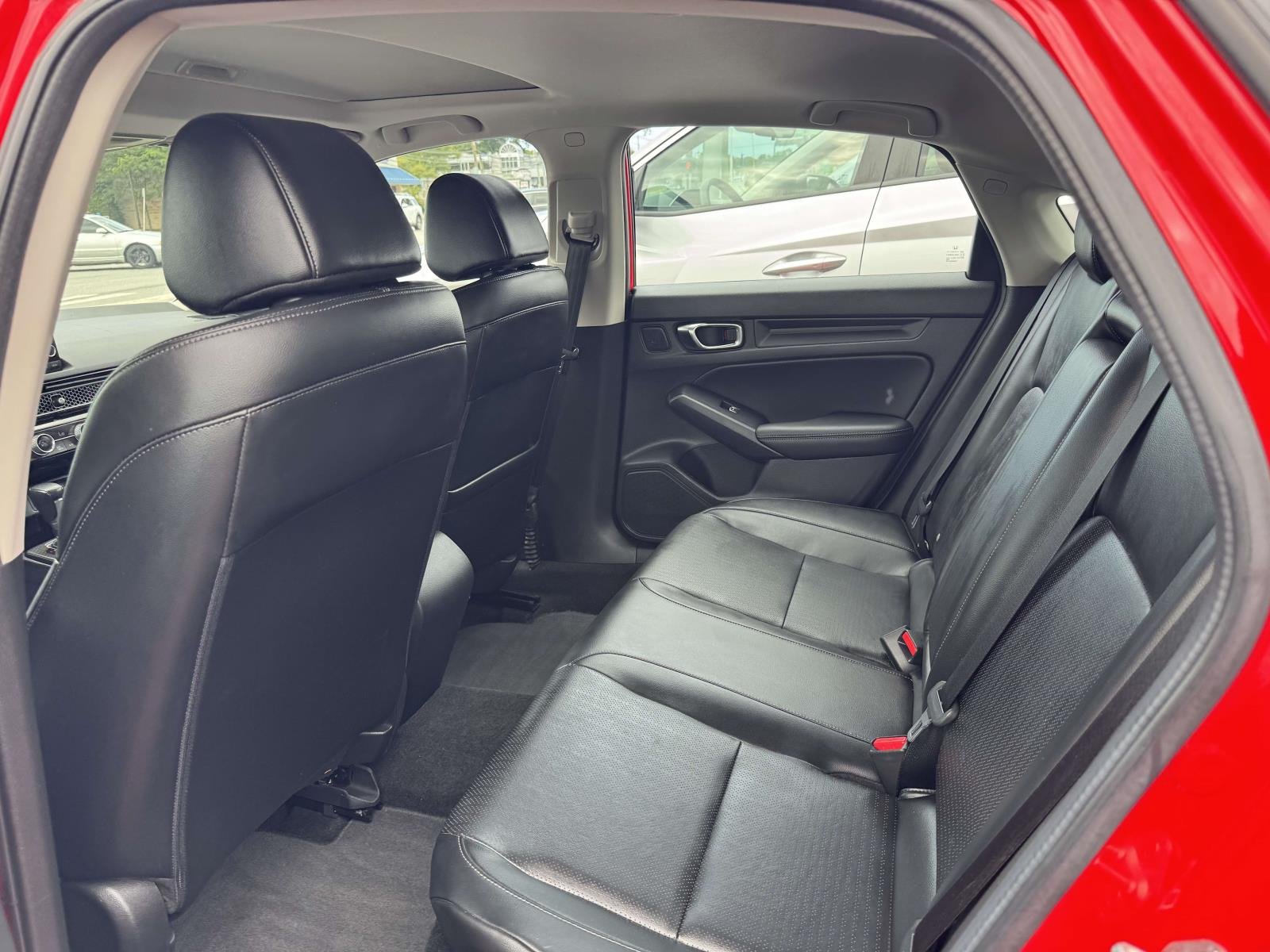 Used 2024  Honda EX-L image 10