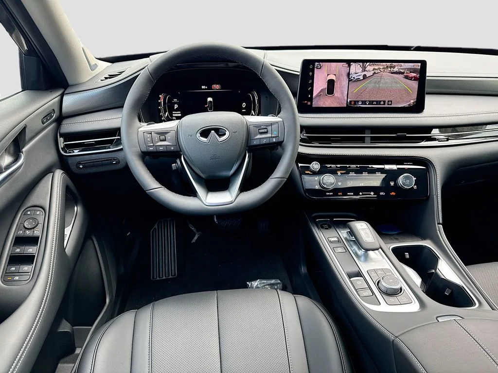 New 2027 MINERAL BLACK INFINITI Luxe FWD image 24