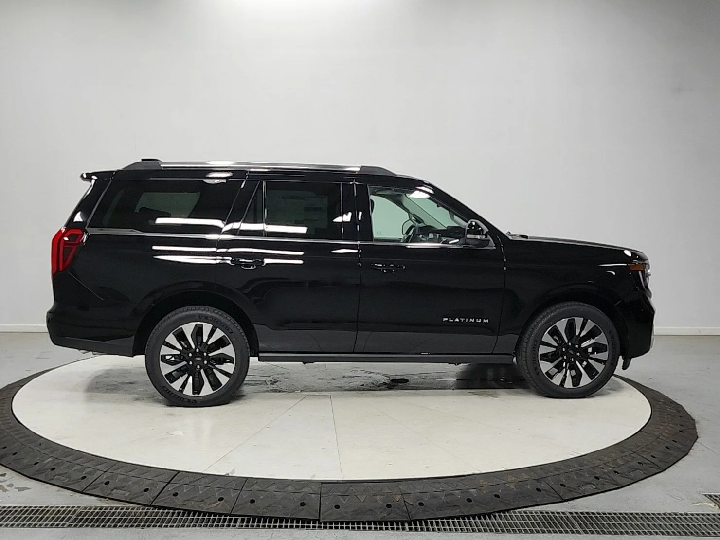 New 2026 Black Ford Platinum image 8