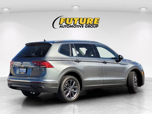 Used 2023 Gray Volkswagen 2.0T SE image 4