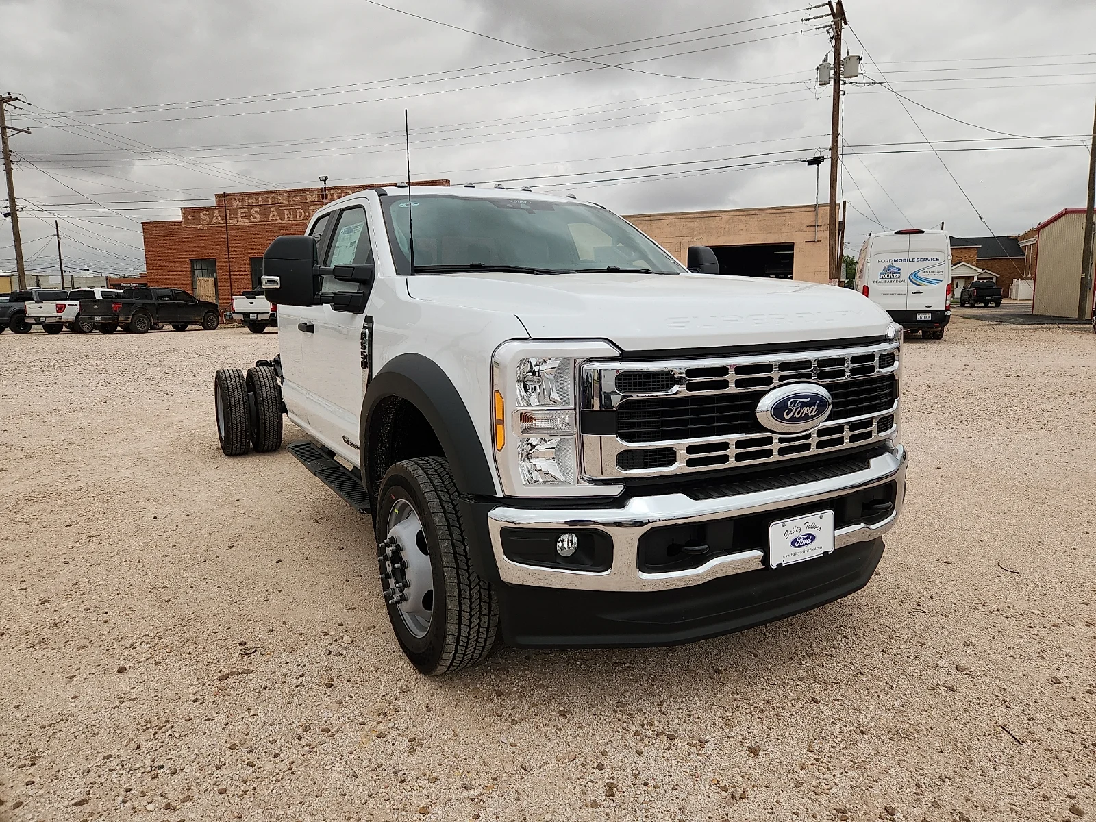 New 2026 Oxford White Ford XL image 1