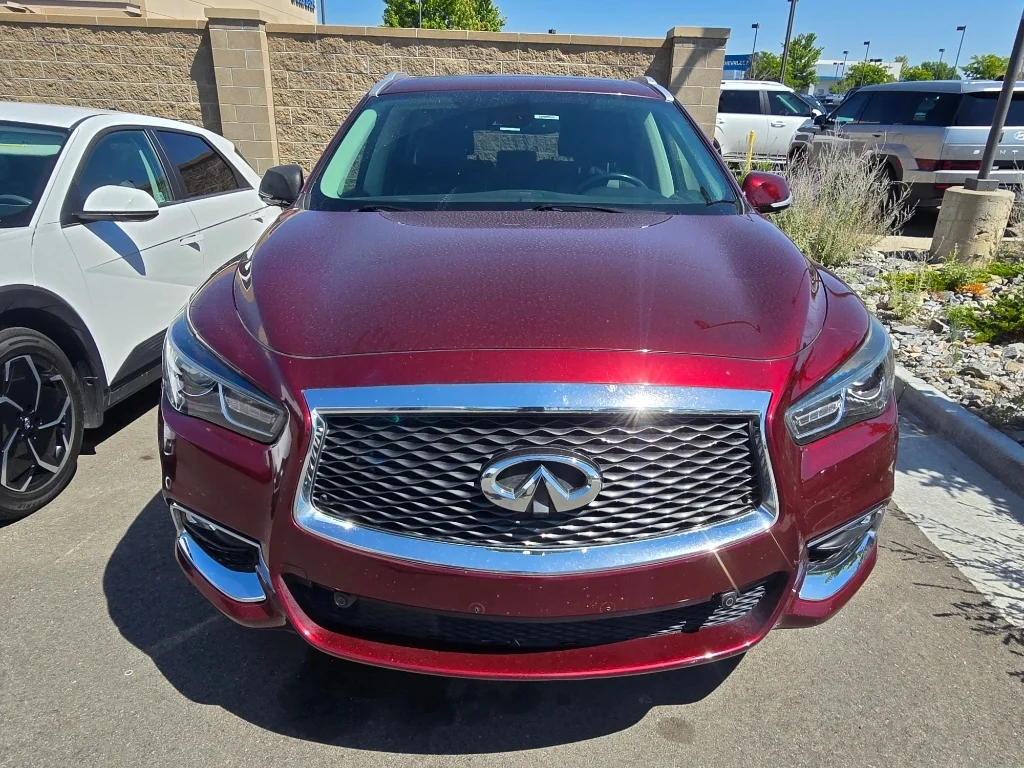 Used 2019 Deep Bordeaux INFINITI LUXE image 7