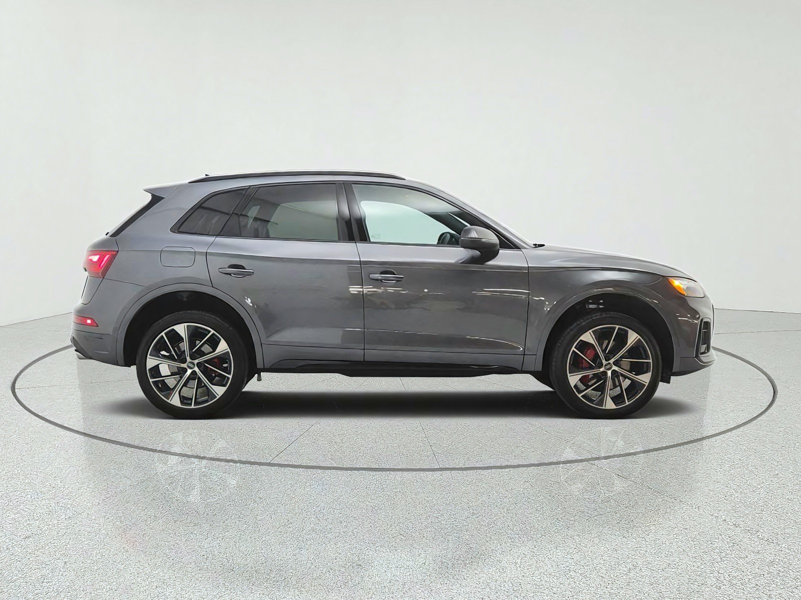 Used 2024 Daytona Gray Pearl Effect Audi Premium Plus image 4