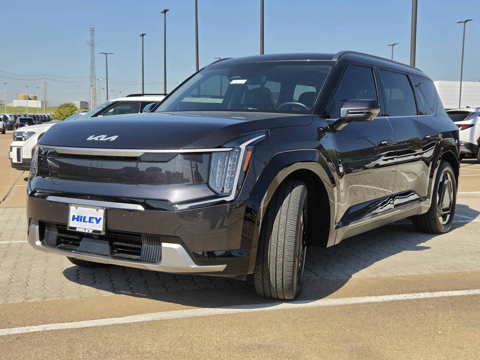 Used 2024 Kia EV9 Land with VIN KNDADFS53R6039289 for sale in Fort Worth, TX