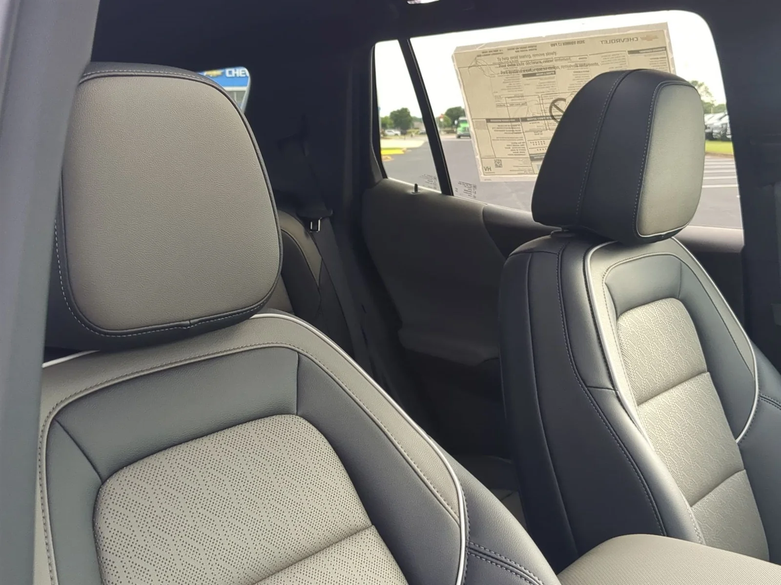 2026 Chevrolet Equinox LT - Photo 52