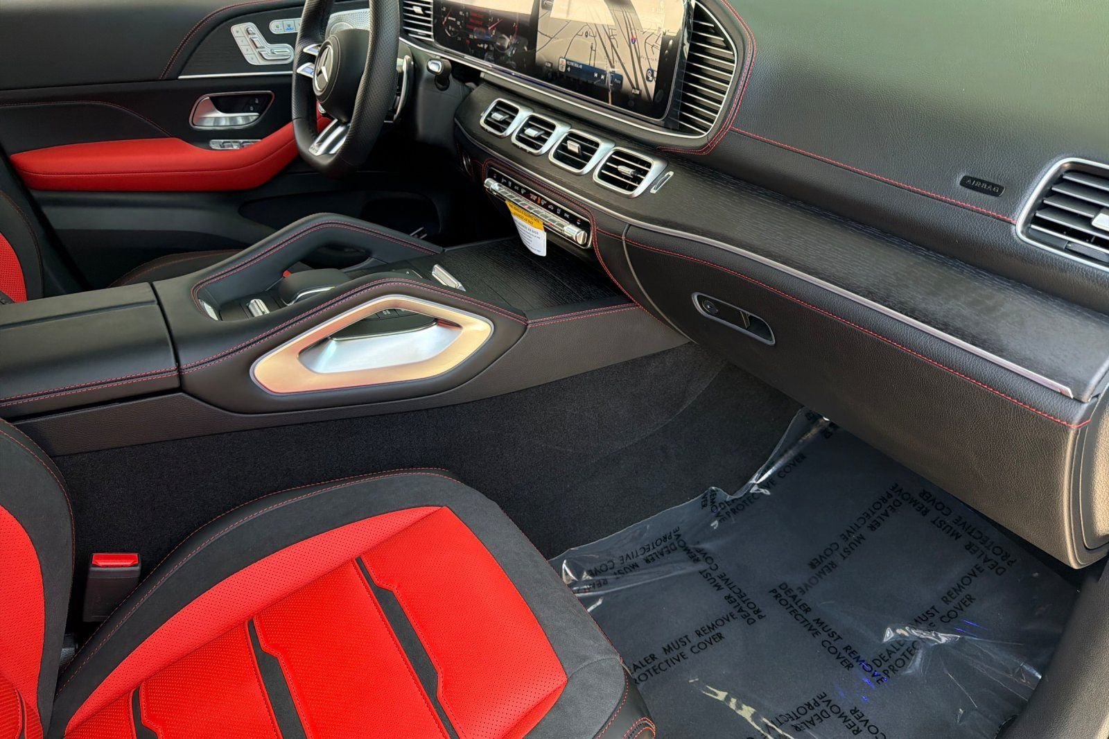 New 2026 Polar White Mercedes-Benz GLE 53 AMG® image 17
