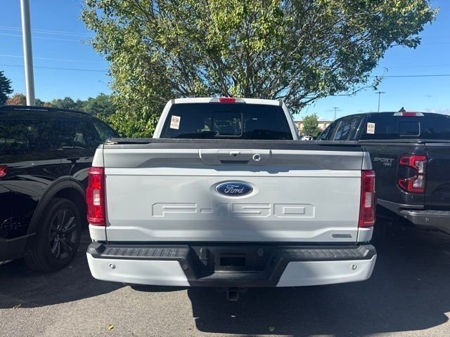 Used 2023 Avalanche Ford XLT image 3