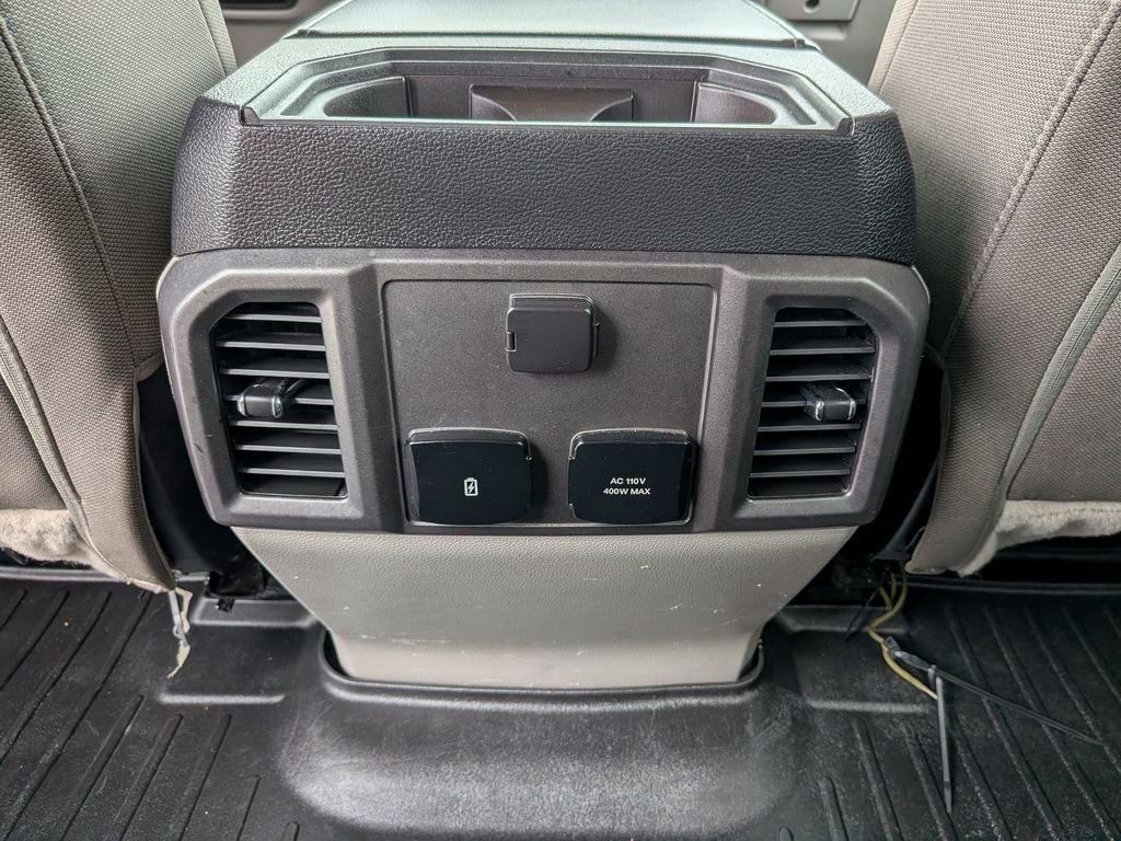 Used 2019 Blue Ford XLT image 35
