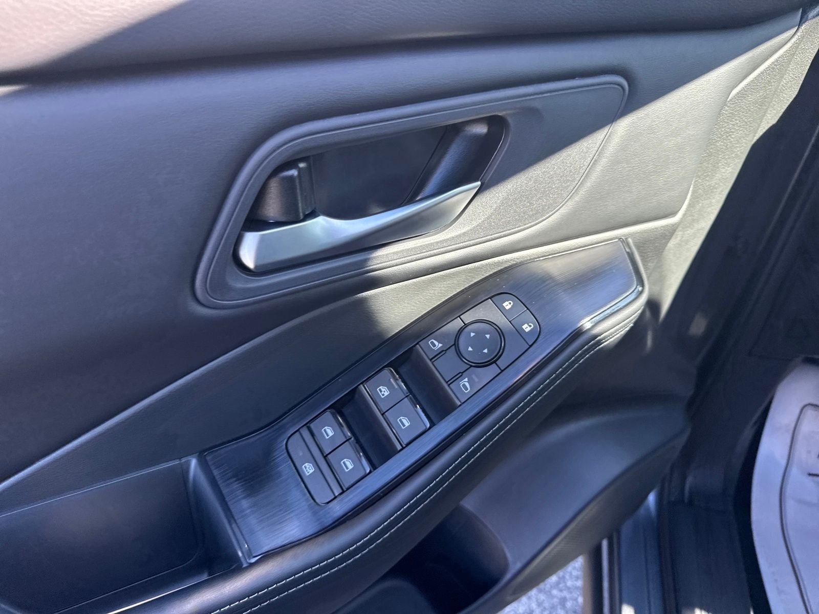 New 2026 Nissan Rogue SV 4D Sport Utility