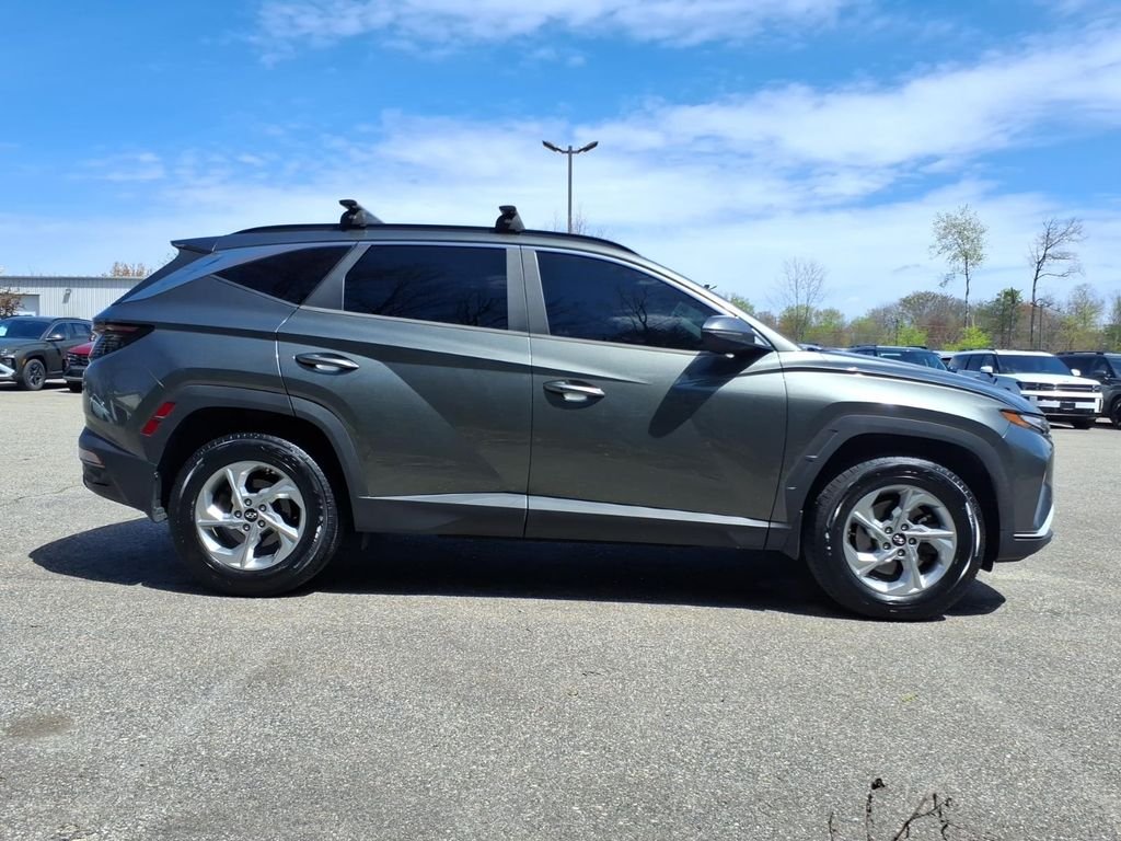 Used 2022 Gray Hyundai SEL image 4