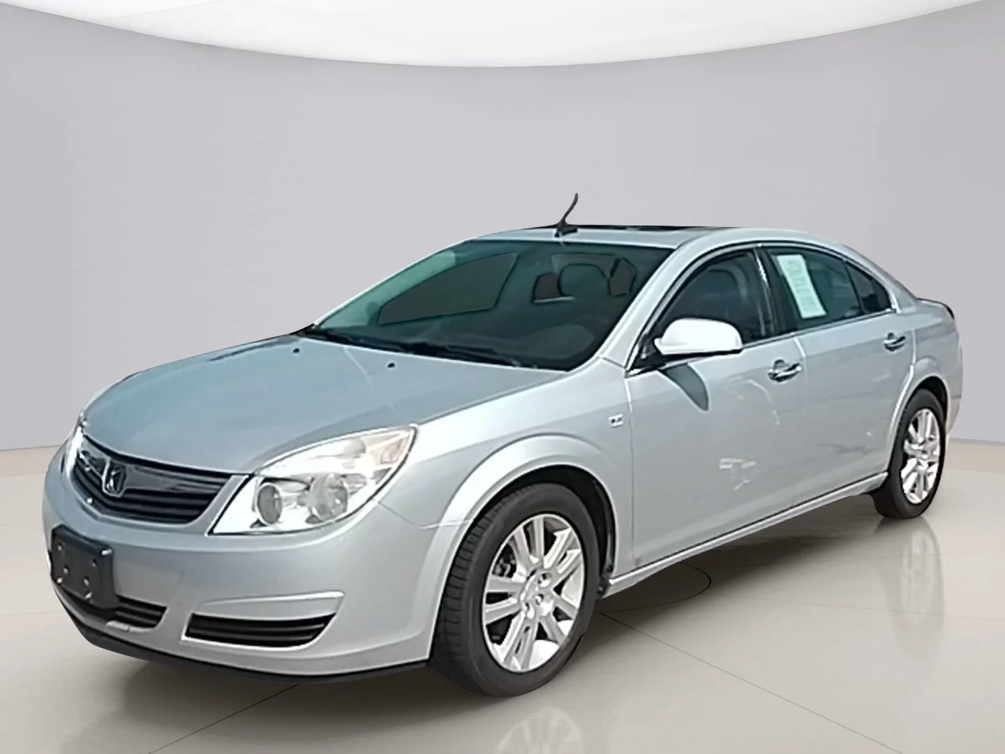 Used 2009 Silver Saturn XR image 1