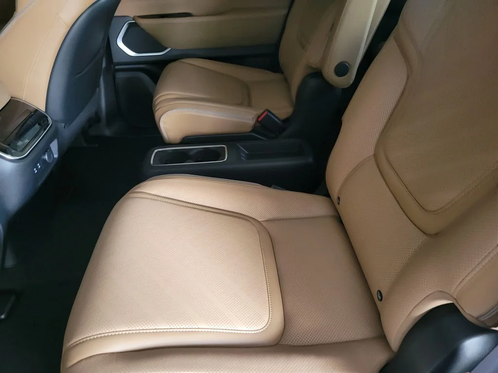 New 2027 DYNAMIC METAL INFINITI Luxe 2WD image 13