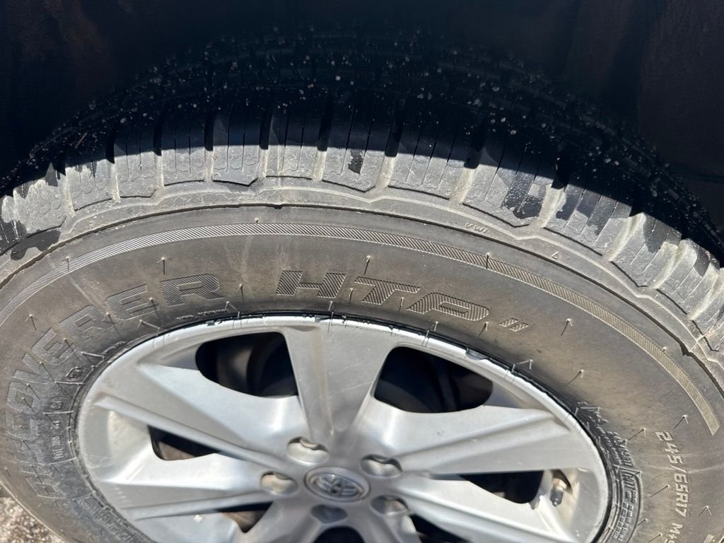 Used 2011 Silver Toyota Limited image 15