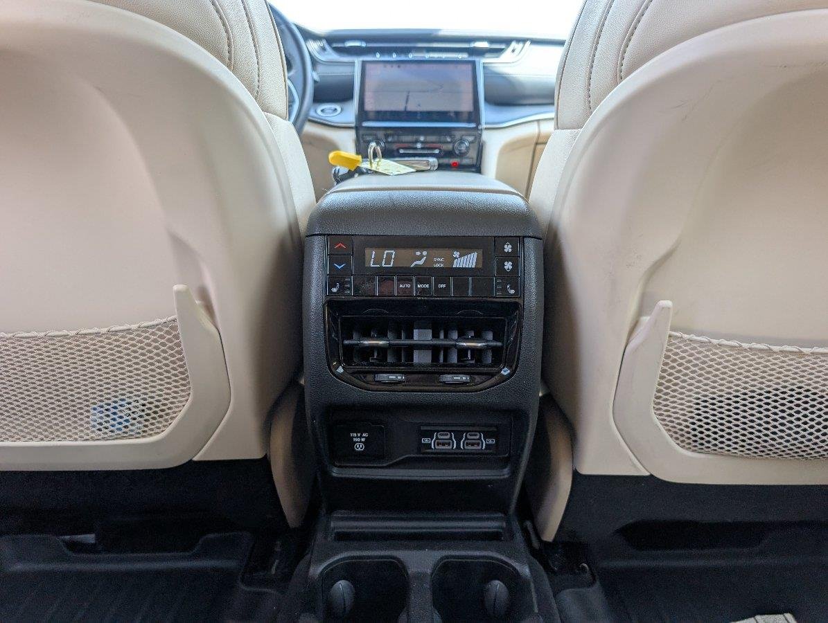 Used 2021 Bright White Clearcoat Jeep Limited image 34