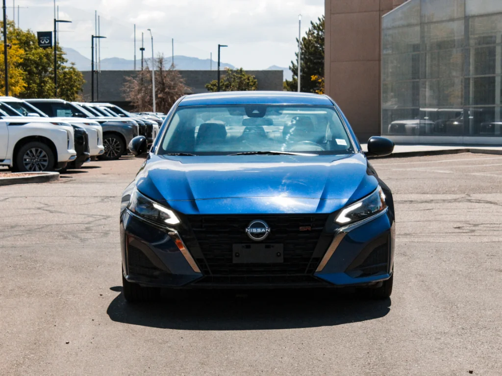 Used 2024 Deep Blue Pearl Nissan 2.5 SR image 2