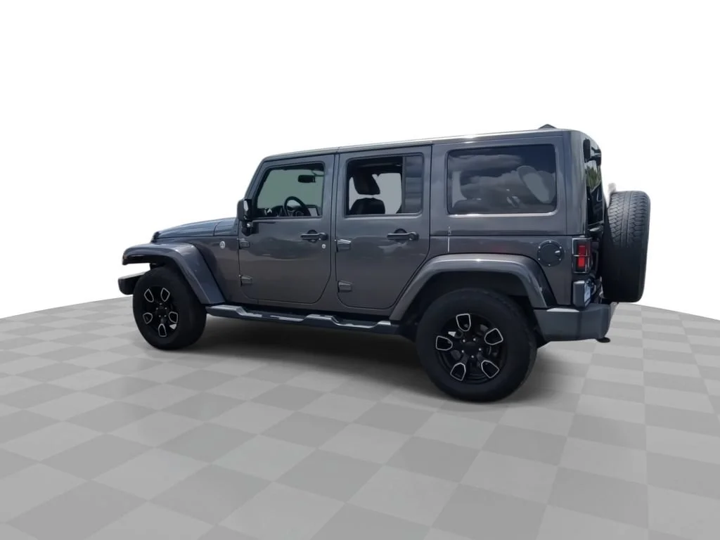 Used 2018 Gray Jeep Altitude 4x4 image 5