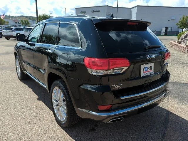 Used 2018 Black Jeep Summit image 6