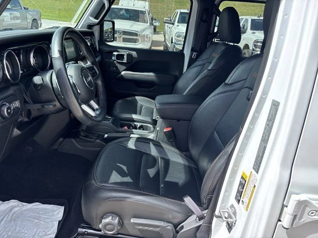 Used 2022 White Jeep Unlimited Rubicon 392 image 18