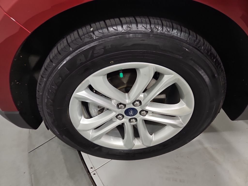 Used 2019 Ruby Red Metallic Ford SEL image 27