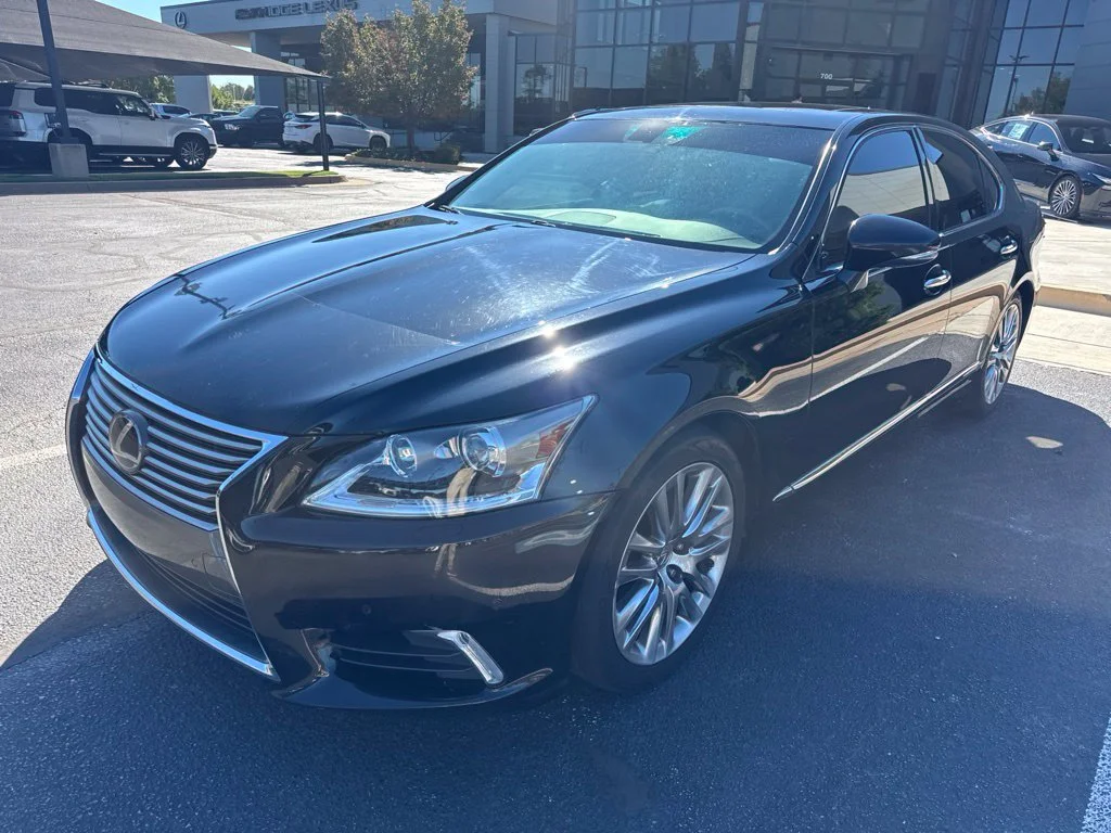 2016 Lexus LS